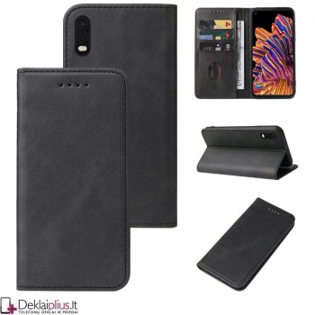 Dirbtinės odos atverčiamas dėklas su skyreliais - juodas (Samsung Xcover Pro)